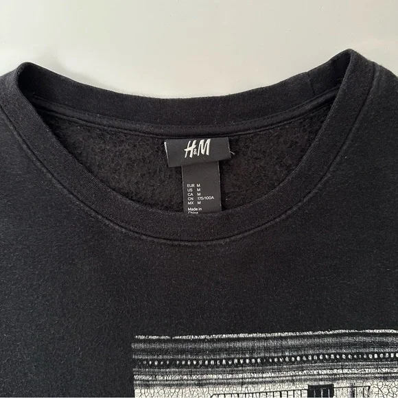 H&M Black Crewneck Sweater with Graphic Print - Picture 8 of 13
